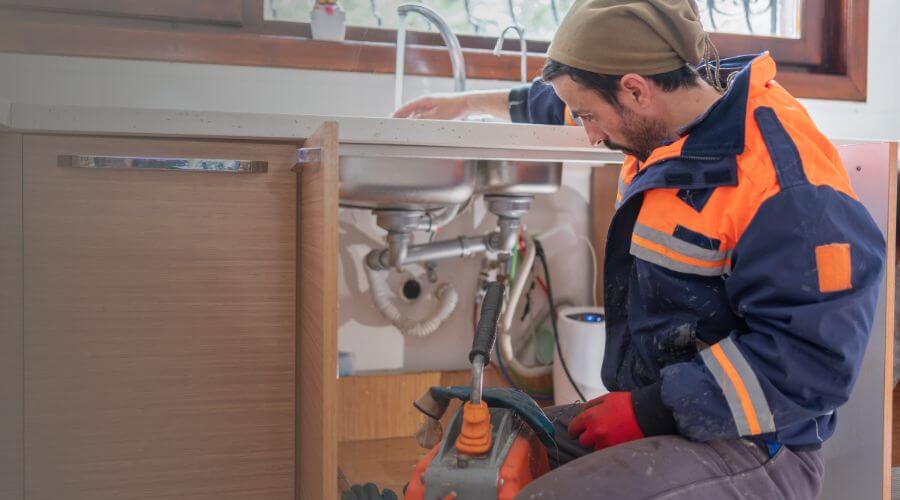 Expert burst pipe repair services in Salisbury, MO